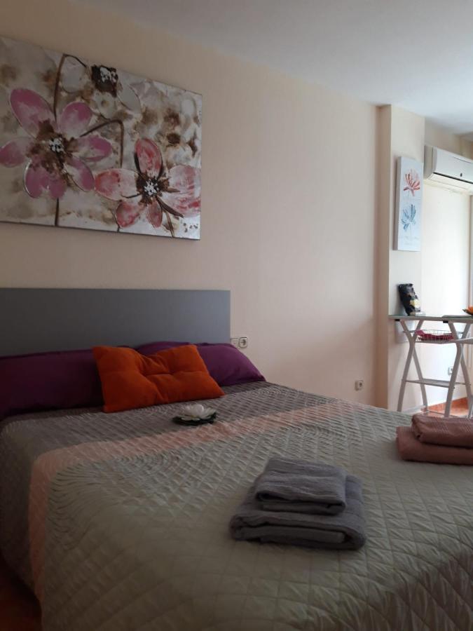 Almudena Estudio Torrevieja Luaran gambar